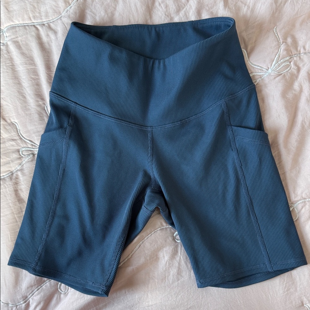 Zella Ribbed High-Waist Bike Shorts in Deep Blue